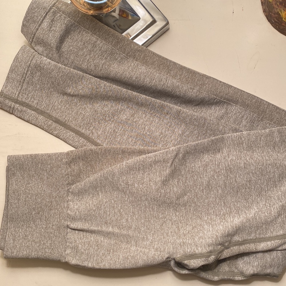 Gymshark Heather Gray Leggings